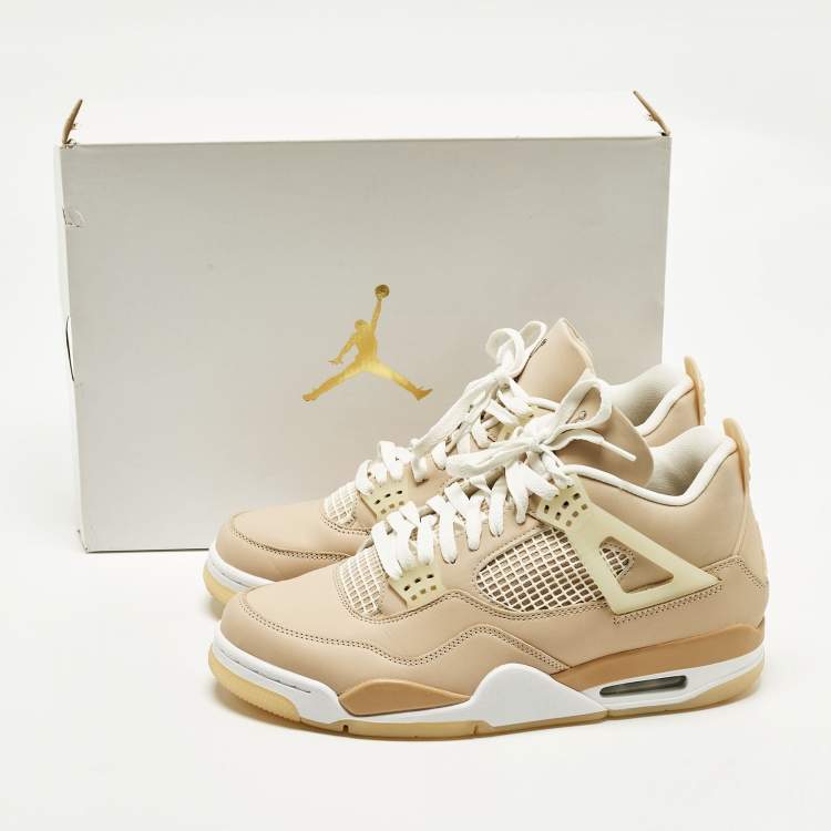 مملوكة مسبقًا Air Jordans Jordan 4 Retro Shimmer Size 44.5 Beige Durabuck Leather High Top Sneakers