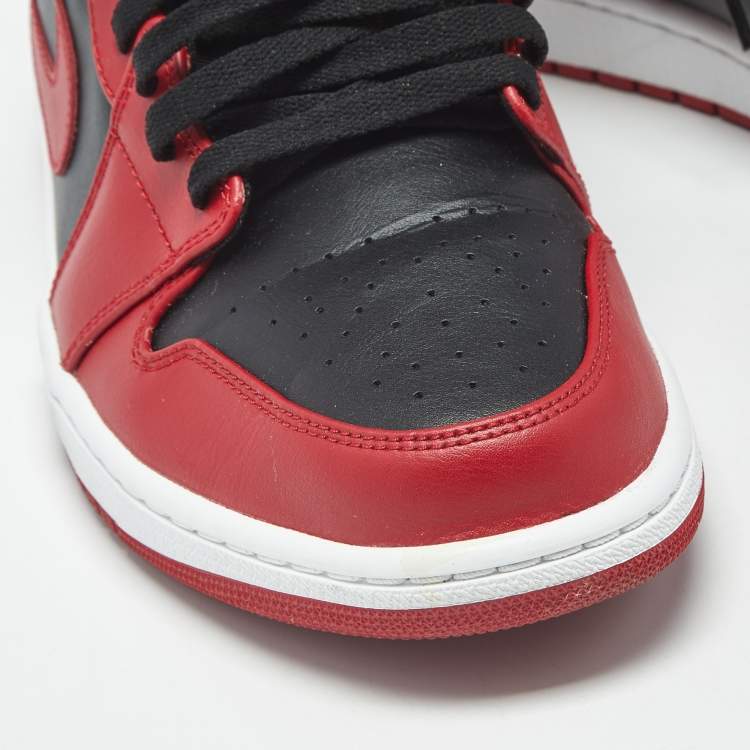 Pre Owned Air Jordans jordan 1 Size 45 Red/Black Leather Lace Up Sneakers