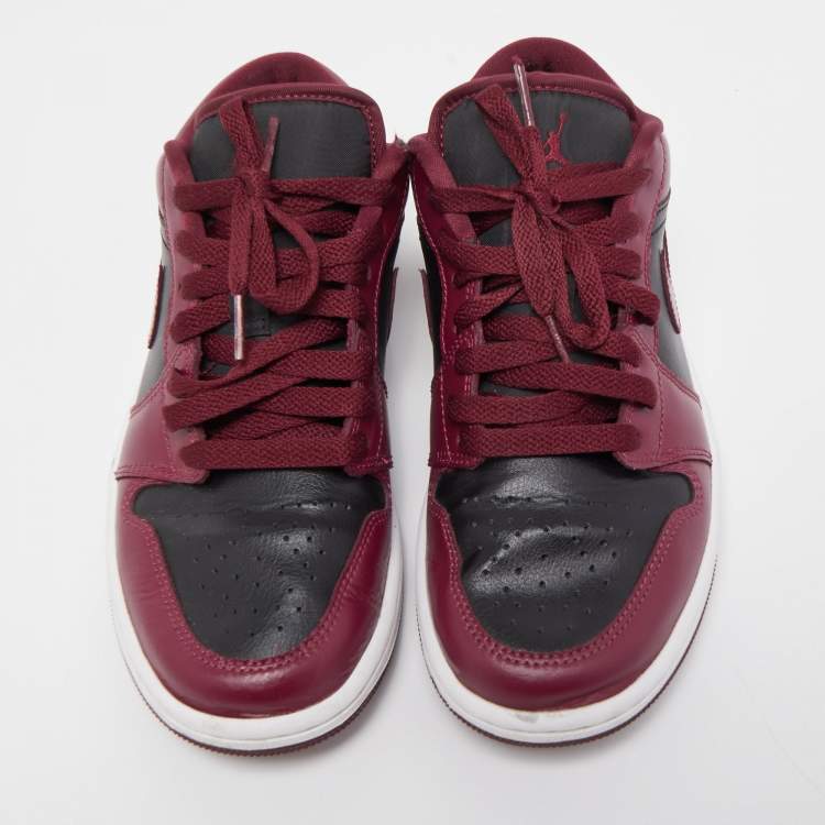 Pre Owned Air Jordans Black/Burgundy Leather Air Jordan 1 Sneakers Size 38.5