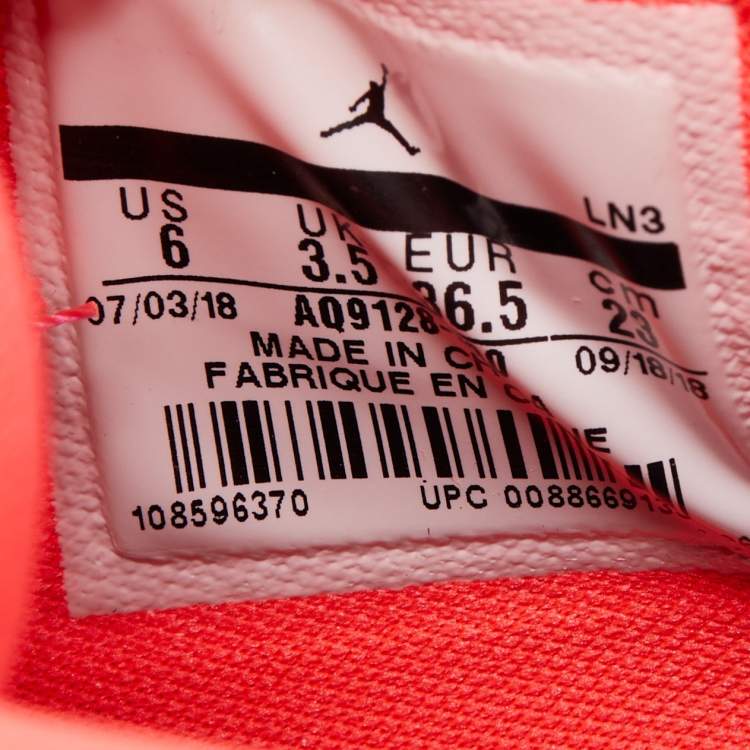 مملوكة مسبقًا Air Jordans Neon Pink Patent Leather Jordan 4 Hot Punch Sneakers Size 36.5