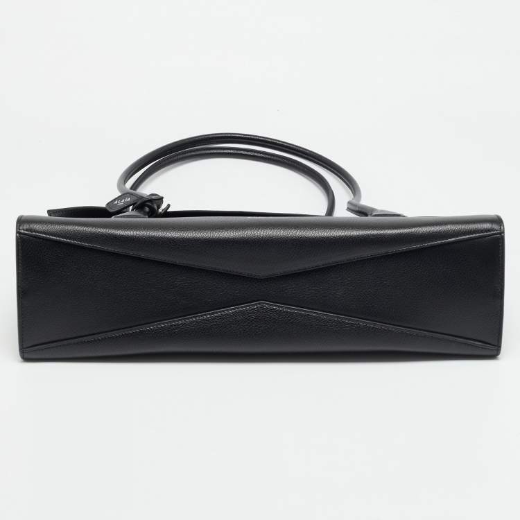 Pre Owned Alaia Le Teckel Flap Black Leather Tote