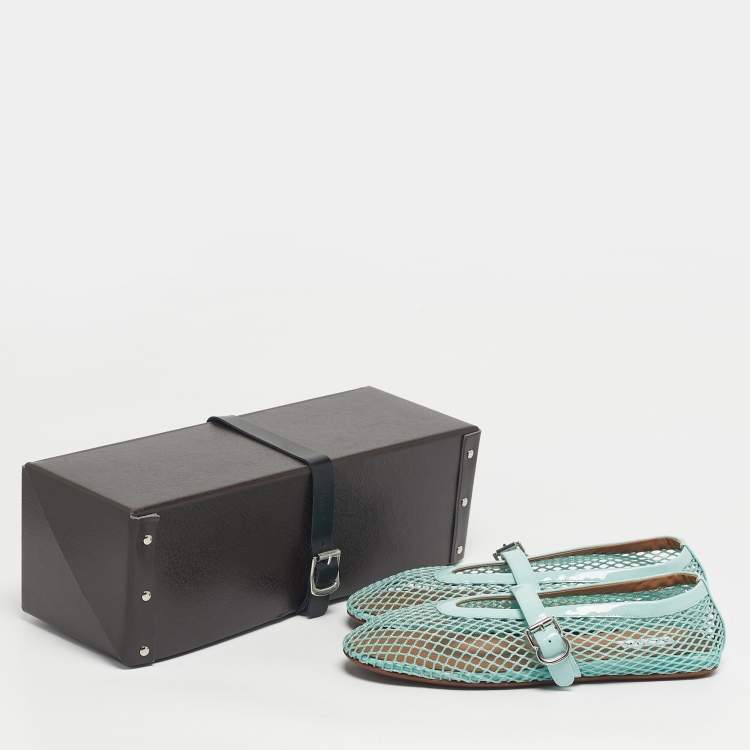 مملوكة مسبقًا Alaia Blue Mesh and Patent Leather Fishnet Ballet Flats Size 38