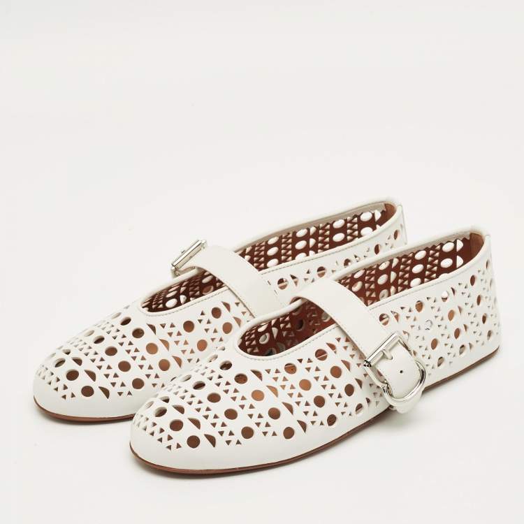 مملوكة مسبقًا Alaia White Leather Vienne Ballet Flats Size 38