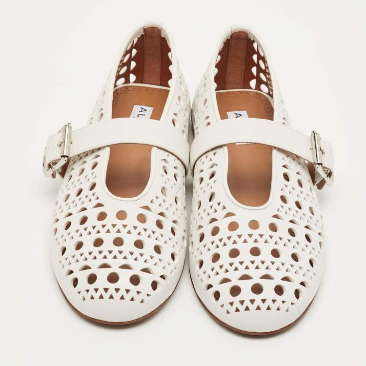 مملوكة مسبقًا Alaia White Leather Vienne Ballet Flats Size 38