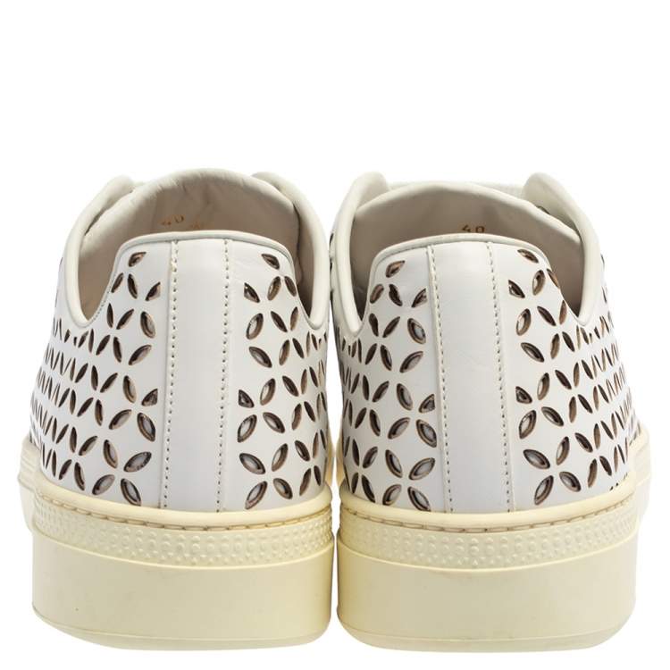 مملوكة مسبقًا Alaia White Laser Cut Leather Low Top Sneakers Size 40