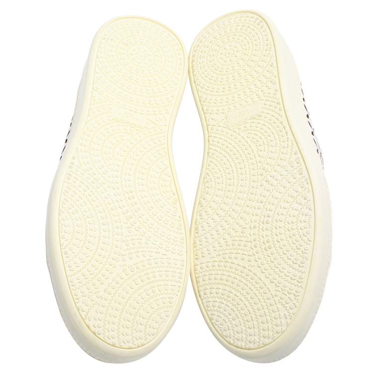 مملوكة مسبقًا Alaia White Laser Cut Leather Low Top Sneakers Size 40