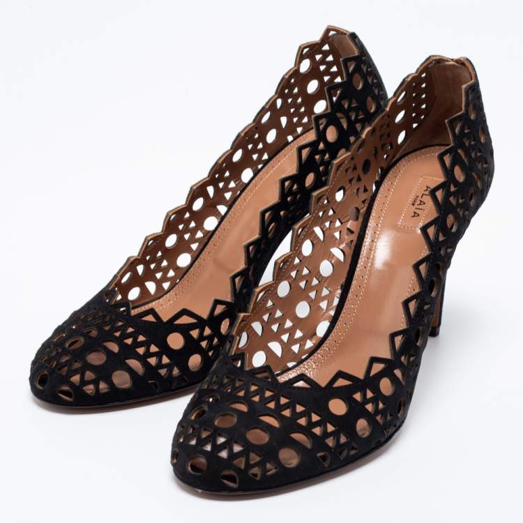 Pre Owned Alaia Black Suede Laser-Cutout Pumps Size 39