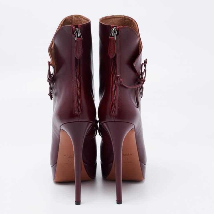 مملوكة مسبقًا Alaia Burgundy Leather Ankle Boots Size 40