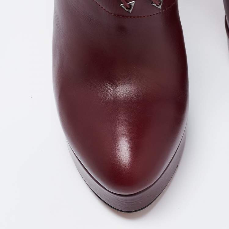 مملوكة مسبقًا Alaia Burgundy Leather Ankle Boots Size 40