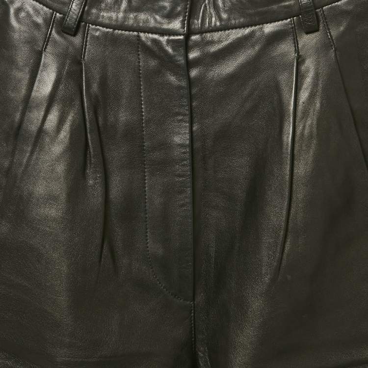 Pre Owned Alaia Black Leather Pleated Shorts M