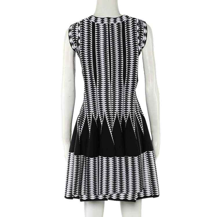 Pre Owned Alaia Black Geometric Pattern Jacquard Knit Fit & Flare Mini Dress M
