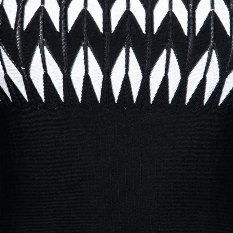 مملوكة مسبقًا Alaia Black & White Jacquard Knit Belize Origami Dress S