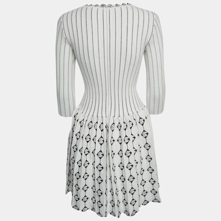 Pre Owned Alaia White/ Black Intarsia Stretch Knit Flared Midi Dress M