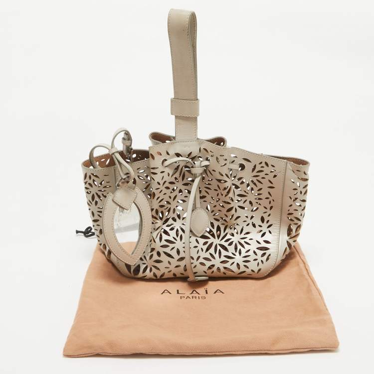 Pre Owned Alaia Beige Lasercut Leather Rose Marie Bucket Bag