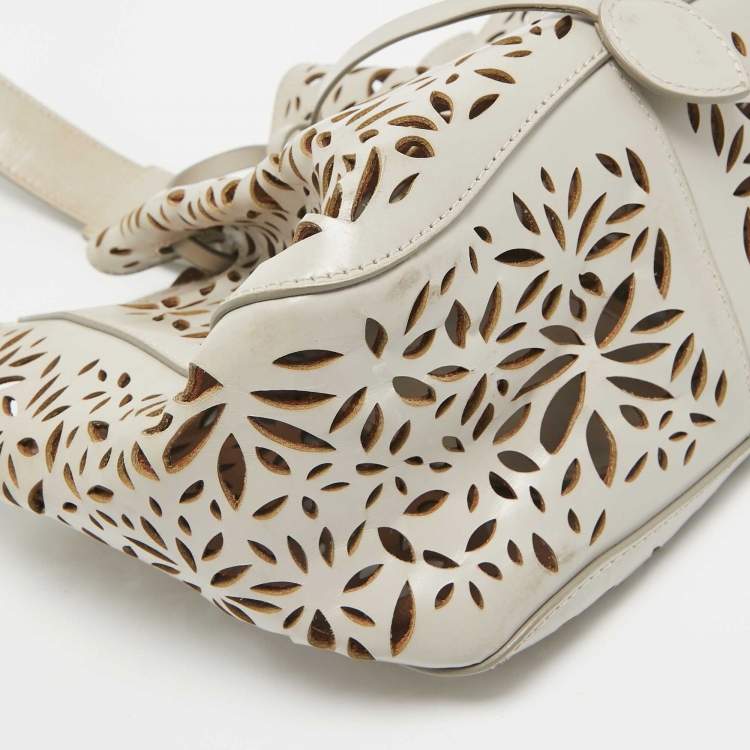 Pre Owned Alaia Beige Lasercut Leather Rose Marie Bucket Bag