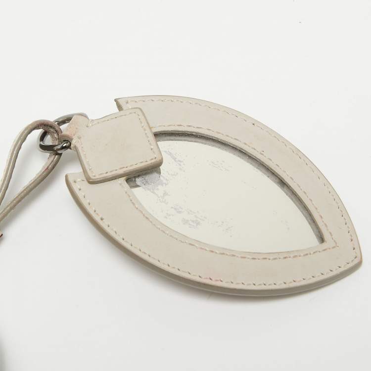 Pre Owned Alaia Beige Lasercut Leather Rose Marie Bucket Bag