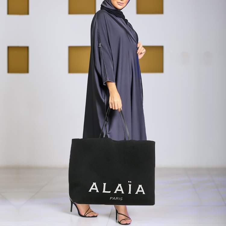 Pre Owned Alaia Black Logo Knitted Tote