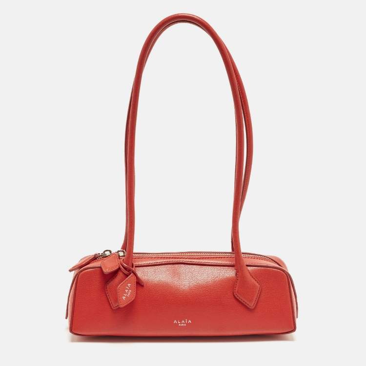 Pre Owned Alaia Red Le Teckel Small Leather Shoulder Bag
