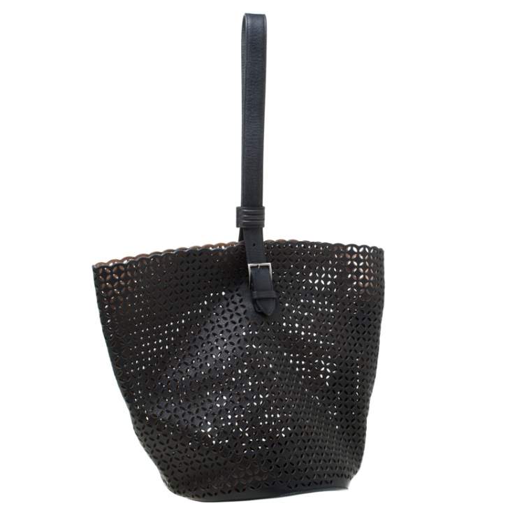 alaia bucket bag