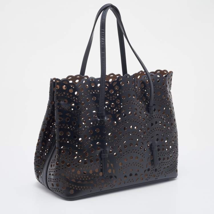 مملوكة مسبقًا Alaia Black Leather Laser Cut Out Mina Shopper Tote
