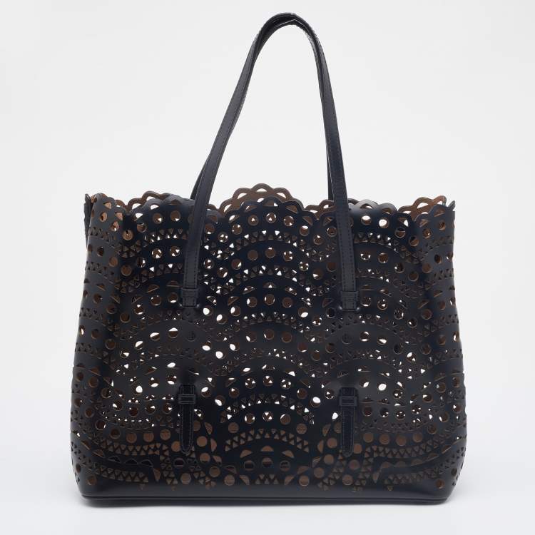 مملوكة مسبقًا Alaia Black Leather Laser Cut Out Mina Shopper Tote