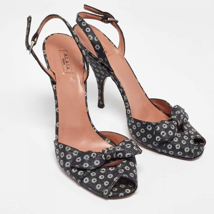 Pre Owned Alaia Black/White Print Raffia Bow Ankle Strap Sandals Size 38