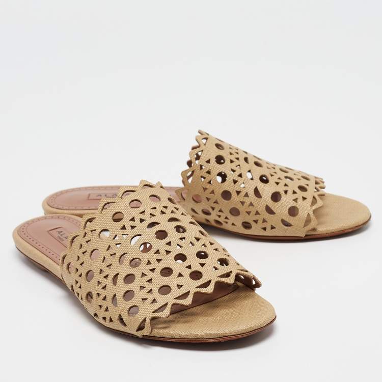 Pre Owned Alaia Beige Cutout Leather Flat Sandals Size 37