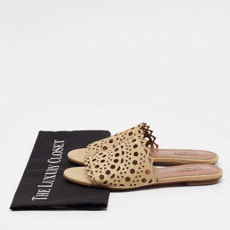 Pre Owned Alaia Beige Cutout Leather Flat Sandals Size 37