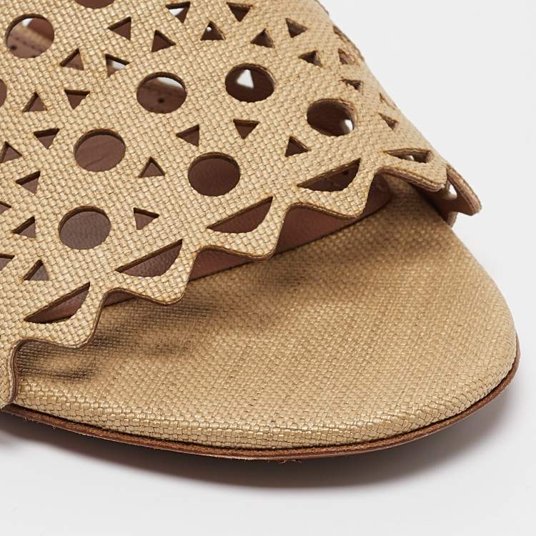Pre Owned Alaia Beige Cutout Leather Flat Sandals Size 37
