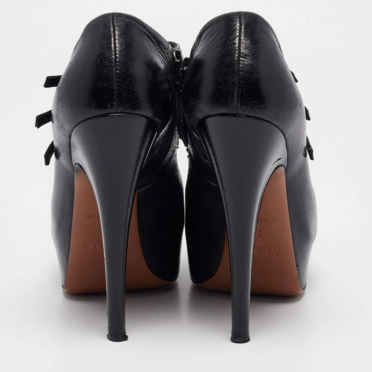 Pre Owned Alaia Black Leather Platform Mary Jane Pumps Size 38