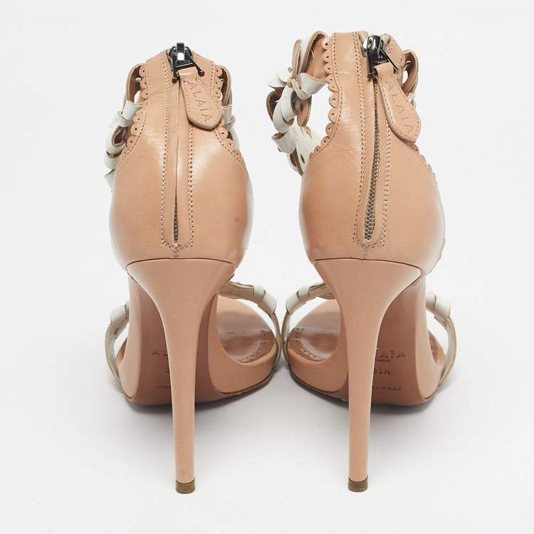 Pre Owned Alaia Beige/White Leather Flower Ankle Strap Sandals Size 39.5