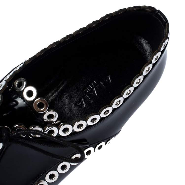 Pre Owned Alaia Black Grommet Embellished Patent Leather Lace Up Oxfords Size 38