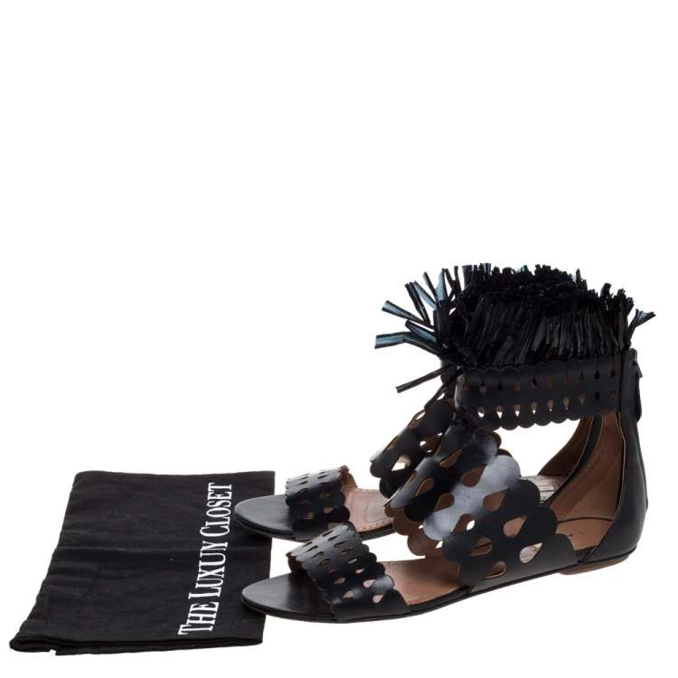 مملوكة مسبقًا Alaia Black Leather and Straw Cut Out Fringes Flat Sandals Size 39