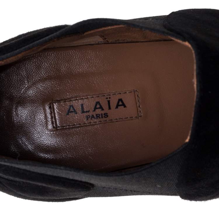 Pre Owned Alaia Black Suede Slip On  Ankle Boots Size 40