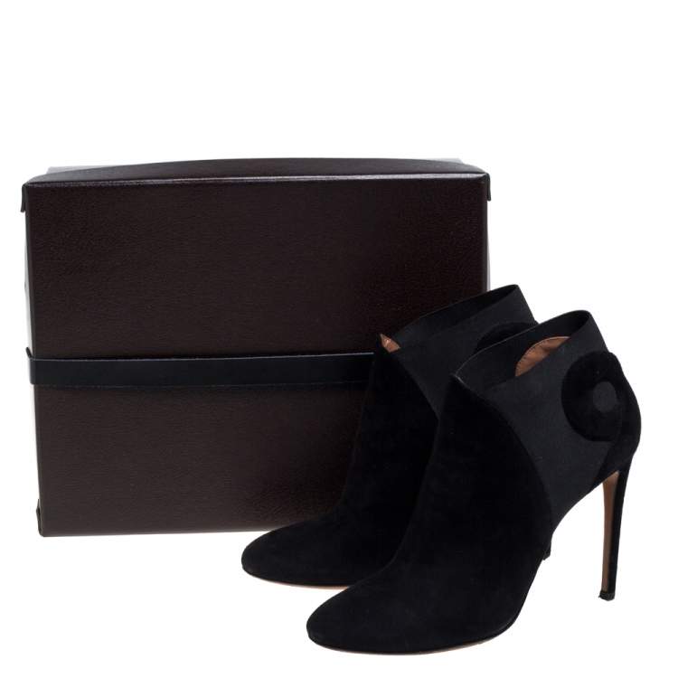 Pre Owned Alaia Black Suede Slip On  Ankle Boots Size 40