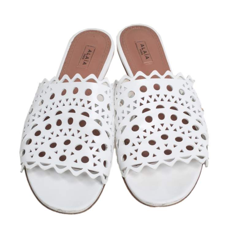 Pre Owned Alaia White Laser Cut Leather Slide Sandals Size 41