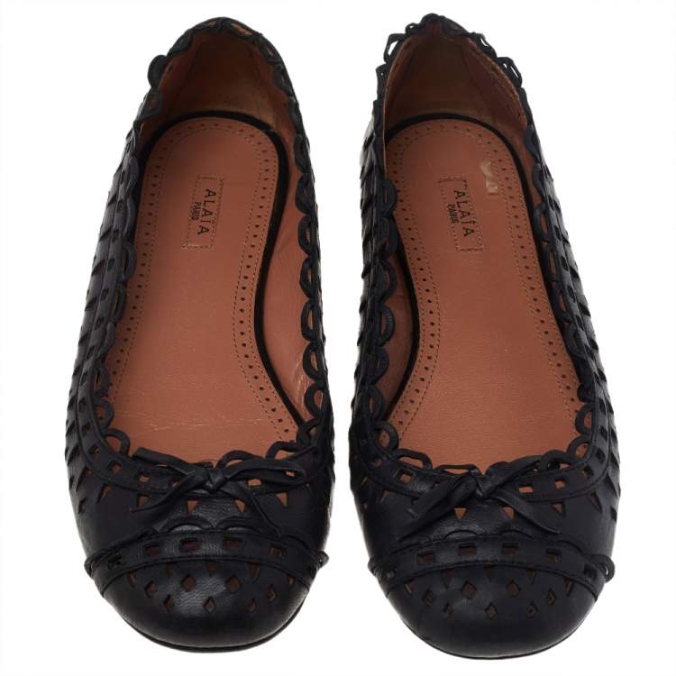Pre Owned Alaia Black Leather Laser Cut Bow Ballet Flats Size 36.5