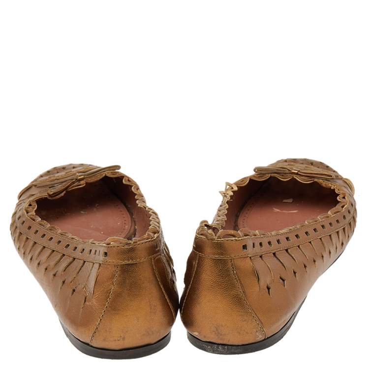 مملوكة مسبقًا Alaia Gold Leather Ballet Flats Size 38