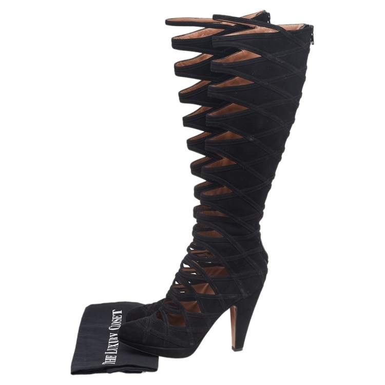 مملوكة مسبقًا Alaia Black Suede Gladiators Knee Length Boots Size 37