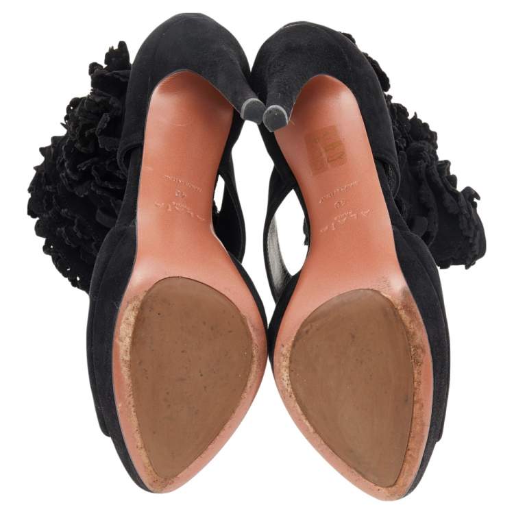 مملوكة مسبقًا Alaia Black Suede Ruffle Ankle Cuff Platform Sandals Size 40