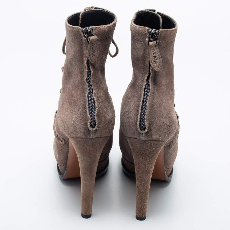 Pre Owned Alaia Beige Suede Studded Lace Up Platform Booties Size 40