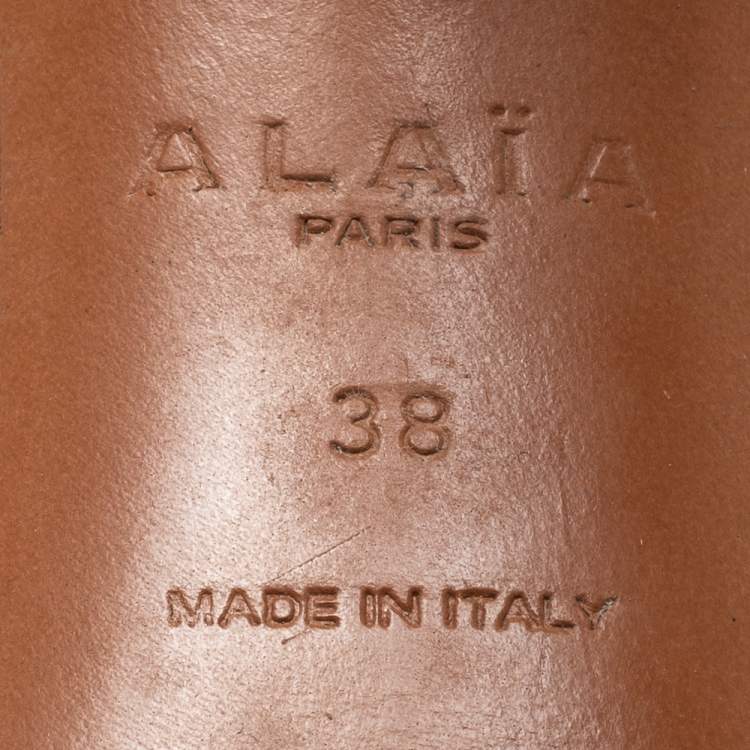 Pre Owned Alaia White Leather Bombe Stud Embellished Open Toe Sandals  Size 38