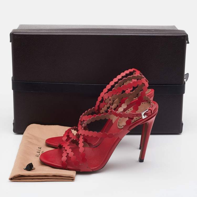 مملوكة مسبقًا Alaia Red Leather Ankle Strap Sandals Size 37