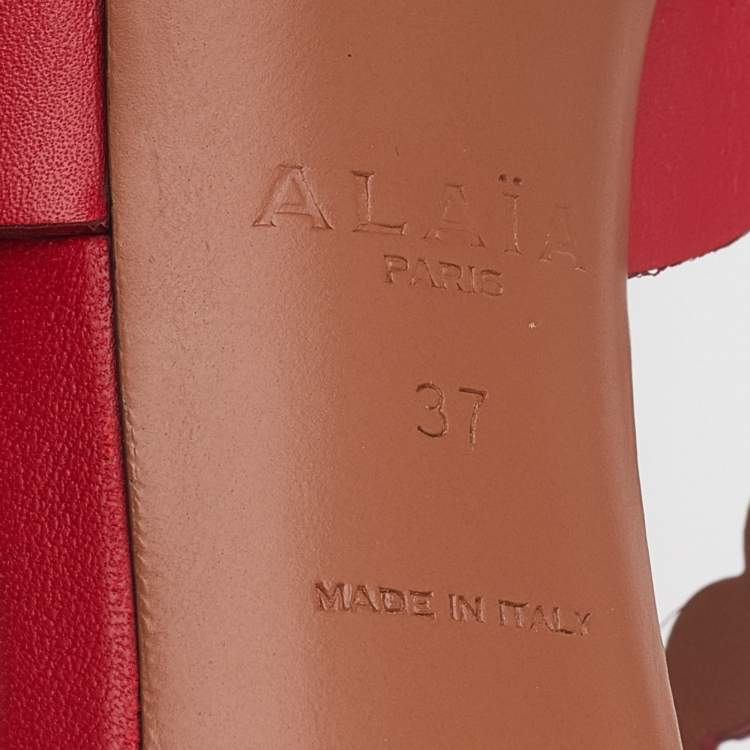 مملوكة مسبقًا Alaia Red Leather Ankle Strap Sandals Size 37