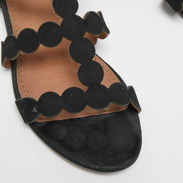 Pre Owned Alaia Black Suede Scallop Flat Sandals Size 39