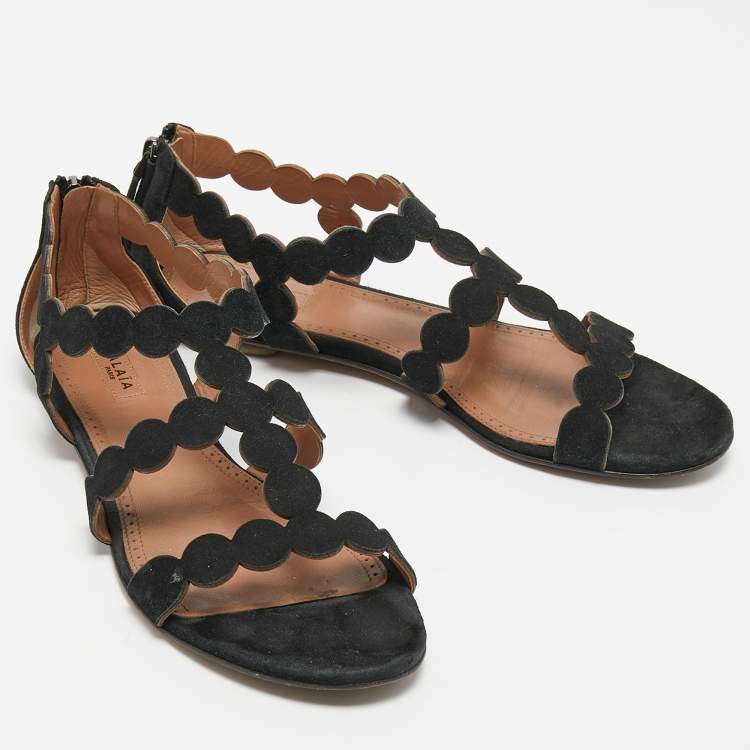 Pre Owned Alaia Black Suede Scallop Flat Sandals Size 39