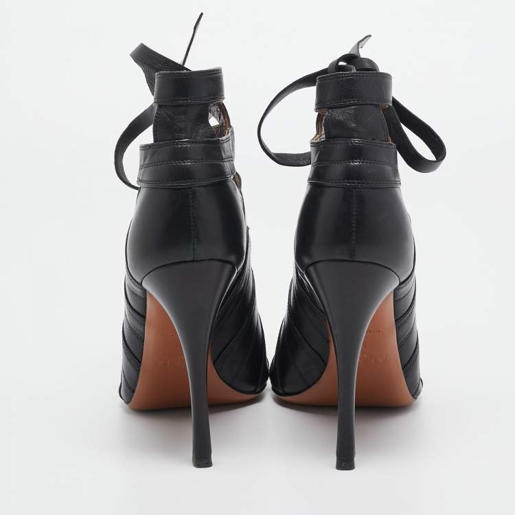 Pre Owned Alaia Black Leather Cutout Lace Up Sandals Size 39