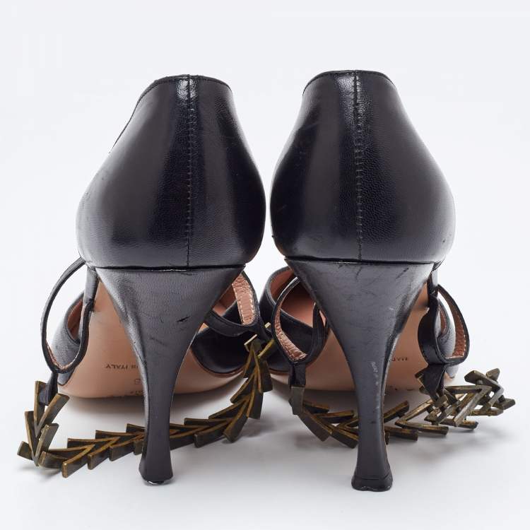 Pre Owned Alaia Black Leather Metal Detail D'Orsay Pumps Size 38