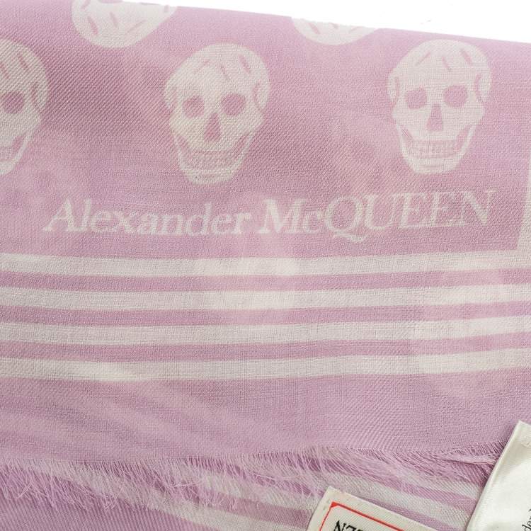 Pre Owned Alexander McQueen Lilac Skull Printed Modal Fringed Scarf