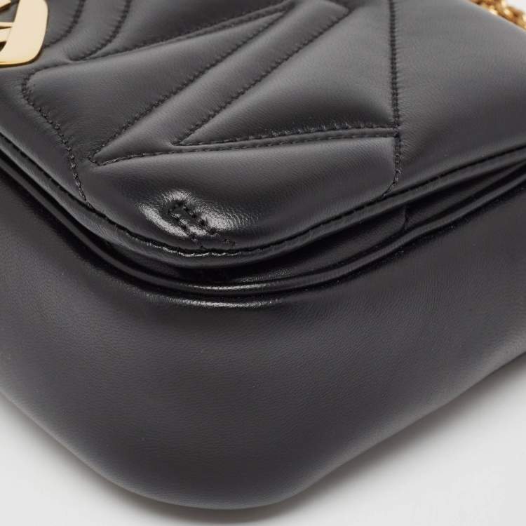 Pre Owned Alexander McQueen Black Leather Small The Seal Shoulder Bag
